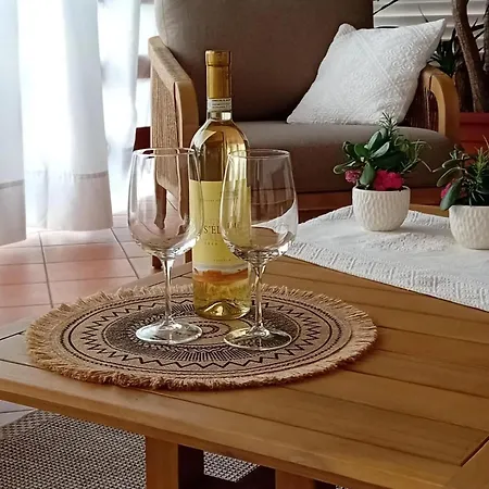 Casa Del Sole Nyaraló La Caletta