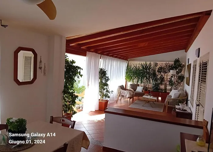 Prázdninový dům Casa Del Sole La Caletta